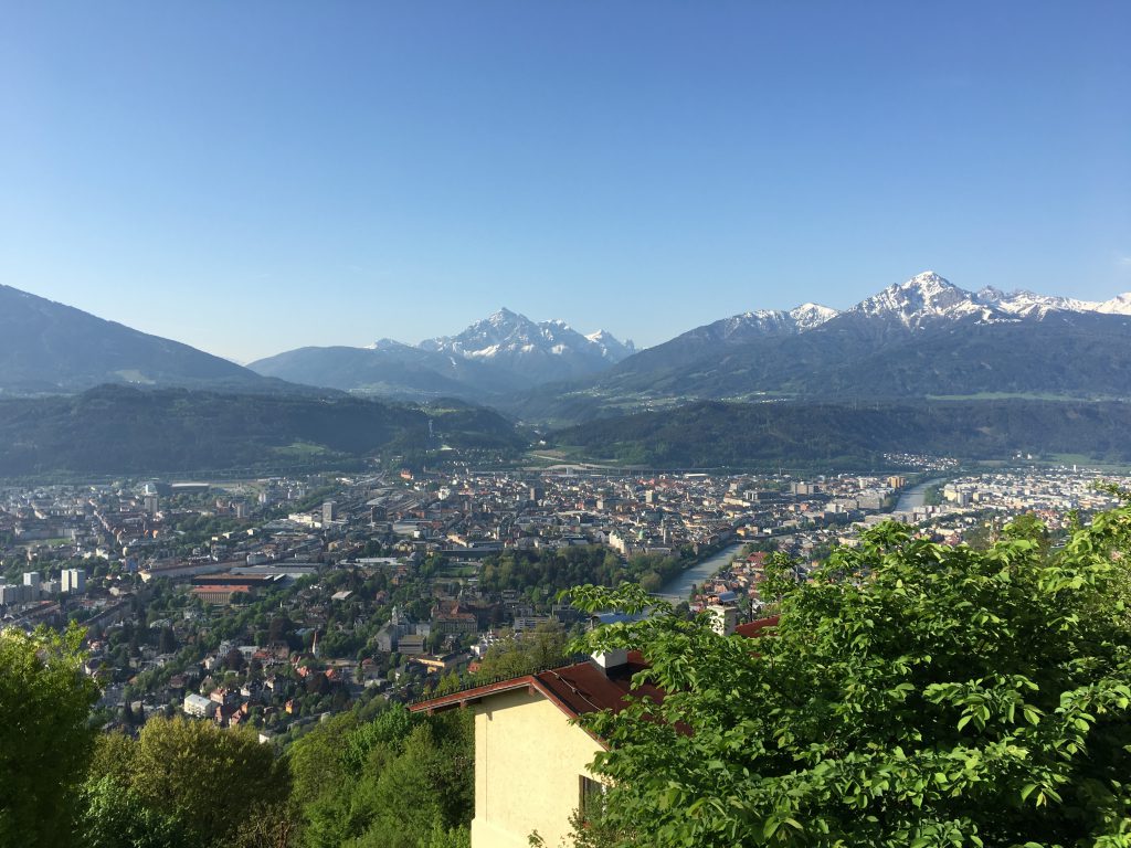 Blick auf Innsbruck von der Nordkette aus (das Bild hat Judith etwa drei Stunden nachdem ich dort war aufgenommen)